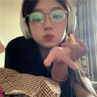 玻璃少女封面